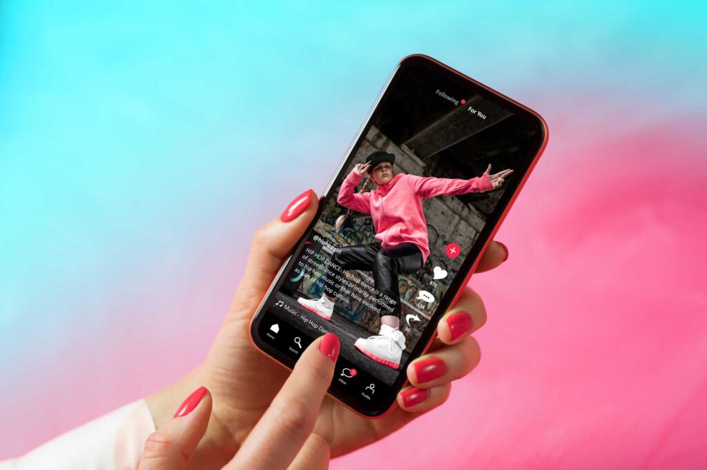 Freelance TikTok Creator*in
